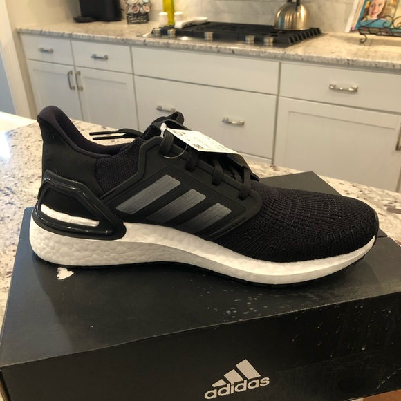 adidas ultra boost box